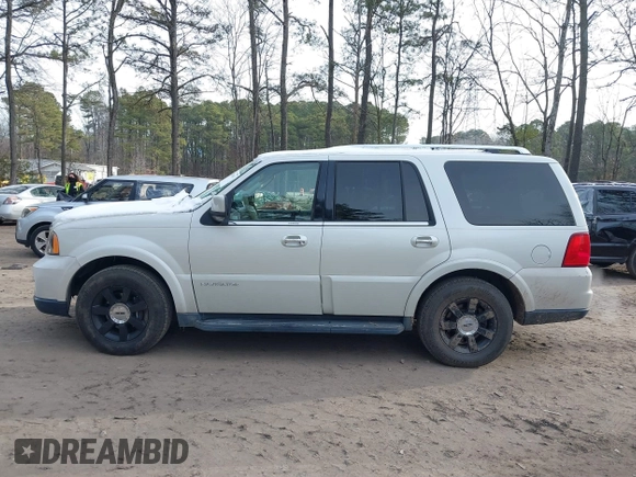 2006 Lincoln Navigator Luxury with VIN 5LMFU27506LJ25785, listed as a IAAI auction lot 41283074 with 73,040 mi miles. Bid and sale history available at carsss.com. Image 14.