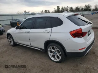 2014 BMW X1 sDrive28i with VIN WBAVM1C51EVW48557, listed as a Copart auction lot 50236455 with 77,166 mi miles and Salvage Title. Bid and sale history available at carsss.com. Image 2.