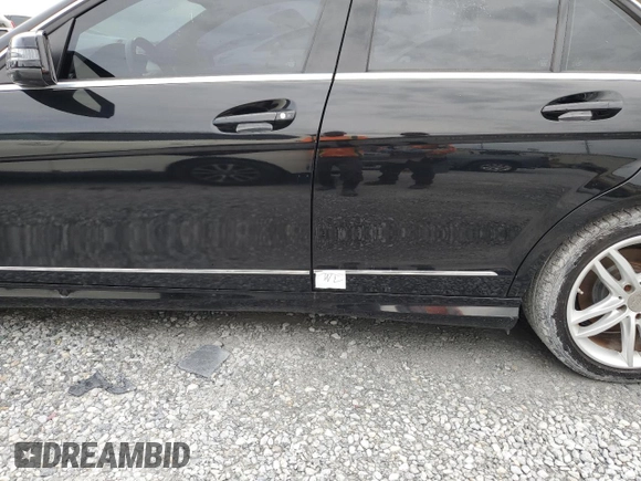2012 Mercedes-Benz C 250 Sport z VIN WDDGF4HB5CA728489, wystawiony jako Copart lot #58992745 z przebiegiem 29 300 mil mil oraz Szkoda całkowita • Salvage title. Historia ofert i sprzedaży dostępna na DreamBid. Obrazek 12.