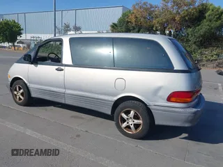 1994 Toyota Previa LE z VIN JT3AC12R1R1120897, wystawiony jako IAAI lot #42420190 z przebiegiem 280 320 mil mil oraz . Historia ofert i sprzedaży dostępna na DreamBid. Obrazek 3.