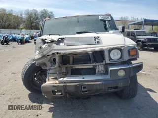 2005 Hummer H2 SUV z VIN 5GRGN23U45H118439, wystawiony jako Copart lot #54339065 z przebiegiem 382 791 mil mil oraz Szkoda całkowita • Salvage title. Historia ofert i sprzedaży dostępna na DreamBid. Obrazek 5.