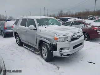 2011 Toyota 4Runner Trail with VIN JTEBU5JR1B5048874, listed as a IAAI auction lot 41332806 with 123,409 mi miles. Bid and sale history available at carsss.com. Image 1.
