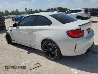 2018 BMW M2 z VIN WBS1J5C51JVD36522, wystawiony jako Copart lot #61423854 z przebiegiem 57 933 mil mil oraz Szkoda całkowita • Salvage title. Historia ofert i sprzedaży dostępna na DreamBid. Obrazek 2.