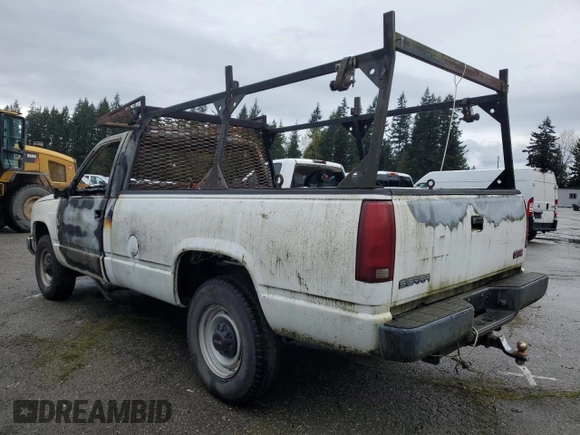 2000 GMC Sierra 1500 with VIN 1GTGC34R2YR191556, listed as a Copart auction lot 52346615 with Not Provided miles and Salvage Title. Bid and sale history available at DreamBid. Image 2.