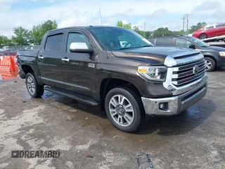 2019 Toyota Tundra SR5 z VIN 5TFAY5F10KX854202, wystawiony jako IAAI lot #42184357 z przebiegiem 66 328 mil mil oraz . Historia ofert i sprzedaży dostępna na DreamBid. Obrazek 1.