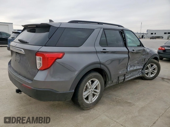 2021 Ford Explorer XLT with VIN 1FMSK7DH2MGC40641, listed as a Copart auction lot 48084795 with 61,802 mi miles and Salvage Title. Bid and sale history available at carsss.com. Image 3.