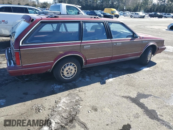 1993 Oldsmobile Cutlass z VIN 1G3AJ85N8P6362475, wystawiony jako Copart lot #45789795 z przebiegiem 103 756 mil mil oraz Tytuł czysty. Historia ofert i sprzedaży dostępna na DreamBid. Obrazek 3.