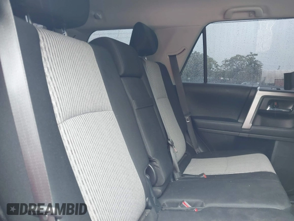 2022 Toyota 4Runner SR5 with VIN JTEMU5JR3N5987585, listed as a IAAI auction lot 41714815 with 38,874 mi miles and . Bid and sale history available at DreamBid. Image 8.