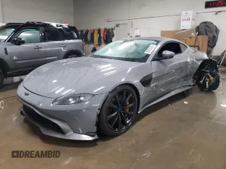 2019 Aston Martin Vantage z VIN SCFSMGAW7KGN02038, wystawiony jako Copart lot #86830384 z przebiegiem Nie podano mil oraz Szkoda całkowita • Salvage title. Historia ofert i sprzedaży dostępna na DreamBid. Obrazek 1.