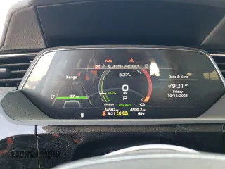2021 Audi e-tron Premium with VIN WA1AAAGE4MB023438, listed as a Copart auction lot 72274743 with 34,502 mi miles. Bid and sale history available at carsss.com. Image 9.