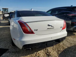 2019 Jaguar XJ with VIN SAJWJ1CD6K8W20725, listed as a Copart auction lot 76631854 with 25,261 mi miles and Salvage Title. Bid and sale history available at carsss.com. Image 6.