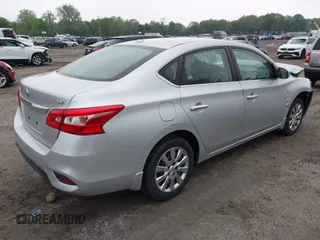 2017 Nissan Sentra SR with VIN 3N1AB7AP7HY342570, listed as a IAAI auction lot 42289320 with 34,176 mi miles and . Bid and sale history available at DreamBid. Image 4.