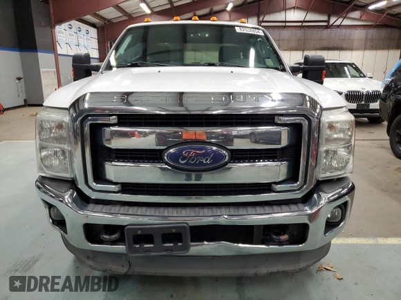 2013 Ford F-250 XL with VIN 1FT7X2B63DEA28620, listed as a Copart auction lot 82538854 with 266,804 mi miles and Clean Title. Bid and sale history available at DreamBid. Image 5.