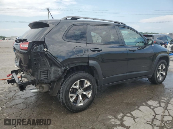2014 Jeep Cherokee Trailhawk z VIN 1C4PJMBS2EW237725, wystawiony jako Copart lot #62666745 z przebiegiem 130 709 mil mil oraz Szkoda całkowita • Salvage title. Historia ofert i sprzedaży dostępna na DreamBid. Obrazek 3.