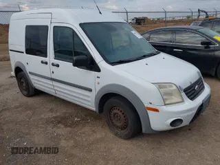 2013 Ford Transit Connect XLT z VIN NM0LS6BN7DT150823, wystawiony jako IAAI lot #41867953 z przebiegiem 128 278 mil mil oraz . Historia ofert i sprzedaży dostępna na DreamBid. Obrazek 1.