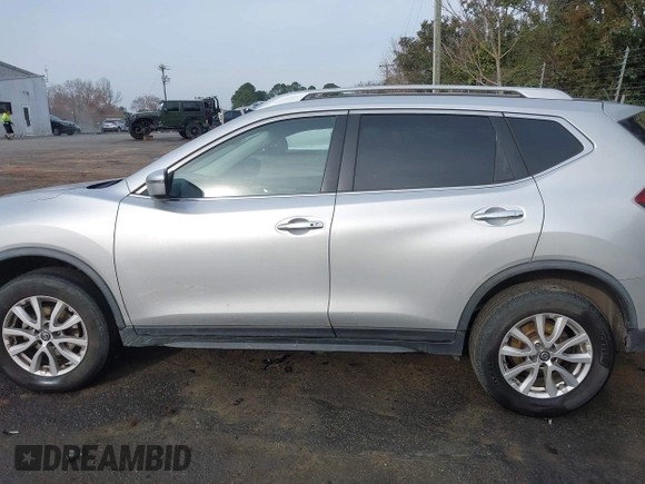 2018 Nissan Rogue SV with VIN JN8AT2MT9JW452978, listed as a IAAI auction lot 41780489 with 138,511 mi miles and . Bid and sale history available at carsss.com. Image 14.
