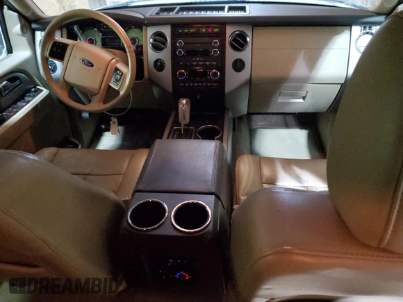 2013 Ford Expedition Max XLT with VIN 1FMJK1J57DEF38374, listed as a Copart auction lot 44600925 with 172,541 mi miles and Clean title. Bid and sale history available at DreamBid. Image 8.