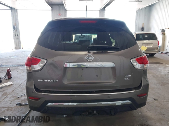 2014 Nissan Pathfinder SV with VIN 5N1AR2MM8EC677978, listed as a IAAI auction lot 42226299 with 159,939 mi miles and . Bid and sale history available at DreamBid. Image 16.