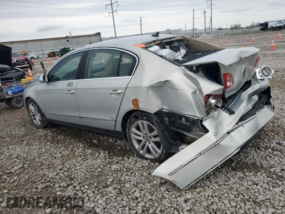 2009 Volkswagen Passat Komfort z VIN WVWJK73C39E024189, wystawiony jako Copart lot #48252385 z przebiegiem Nie podano mil oraz Szkoda całkowita • Salvage title. Historia ofert i sprzedaży dostępna na DreamBid. Obrazek 2.
