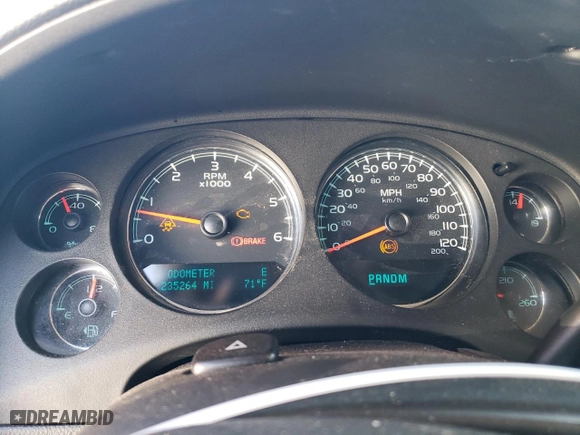 2009 Chevrolet Avalanche LT w/2LT with VIN 3GNFK22069G203102, listed as a Copart auction lot 74141654 with 235,264 mi miles and Clean Title. Bid and sale history available at carsss.com. Image 9.