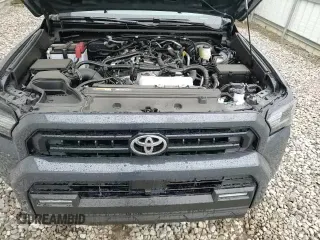 2025 Toyota 4Runner SR5 with VIN JTEVA5BR1S5009920, listed as a Copart auction lot 70816635 with 8,293 mi miles and Salvage title. Bid and sale history available at DreamBid. Image 15.
