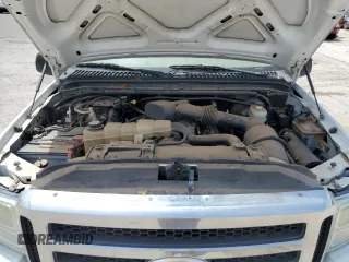 2005 Ford Excursion Eddie Bauer z VIN 1FMNU45S55EB52633, wystawiony jako Copart lot #56335435 z przebiegiem Nie podano mil oraz Czysty tytuł • Clean title. Historia ofert i sprzedaży dostępna na DreamBid. Obrazek 12.