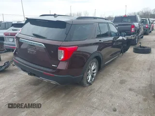 2020 Ford Explorer XLT with VIN 1FMSK8DH9LGA09384, listed as a IAAI auction lot 41997331 with 88,676 mi miles. Bid and sale history available at carsss.com. Image 4.