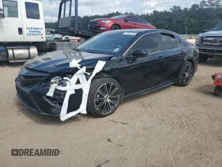 2020 Toyota Camry SE z VIN 4T1G11AK7LU500876, wystawiony jako Copart lot #57164185 z przebiegiem 6 251 mil mil oraz Szkoda całkowita • Salvage title. Historia ofert i sprzedaży dostępna na DreamBid. Obrazek 1.