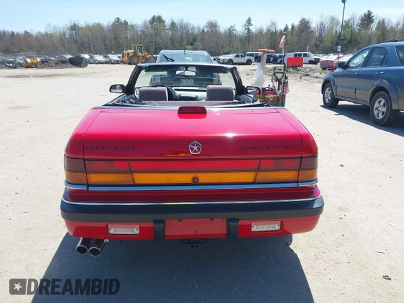 1993 Chrysler LeBaron z VIN 1C3XU4530PF503990, wystawiony jako IAAI lot #42140972 z przebiegiem 100 470 mil mil oraz . Historia ofert i sprzedaży dostępna na DreamBid. Obrazek 15.