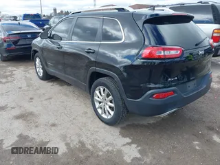 2017 Jeep Cherokee Limited with VIN 1C4PJMDS2HW606827, listed as a IAAI auction lot 42037856 with 89,477 mi miles. Bid and sale history available at carsss.com. Image 3.