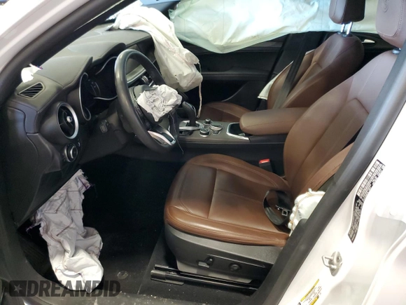 2023 Alfa Romeo Stelvio Ti z VIN ZASPAKBN4P7D57870, wystawiony jako Copart lot #46588385 z przebiegiem Nie podano mil oraz Szkoda całkowita • Salvage title. Historia ofert i sprzedaży dostępna na DreamBid. Obrazek 7.