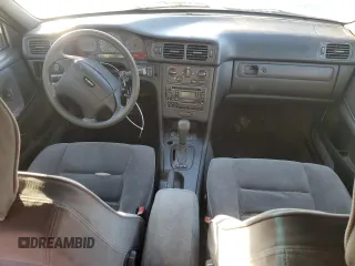 1998 Volvo S70 z VIN YV1LS553XW3480105, wystawiony jako Copart lot #83552564 z przebiegiem 200 181 mil mil oraz Nie do naprawy. Historia ofert i sprzedaży dostępna na DreamBid. Obrazek 8.
