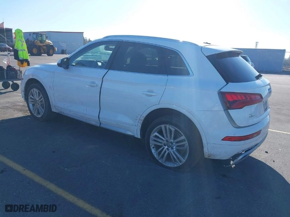 2018 Audi Q5 Premium Plus with VIN WA1BNAFY6J2151387, listed as a IAAI auction lot 41471432 with 111,738 mi miles. Bid and sale history available at carsss.com. Image 3.