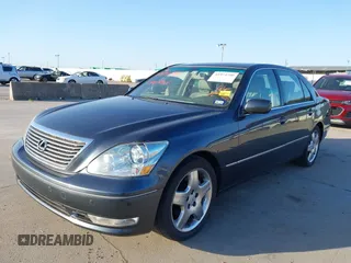 2005 Lexus LS 430 with VIN JTHBN36F155026302, listed as a IAAI auction lot 41974790 with 157,902 mi miles. Bid and sale history available at carsss.com. Image 2.