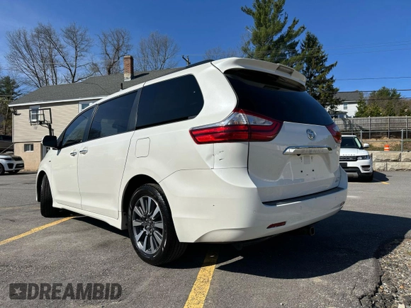 2018 Toyota Sienna XLE with VIN 5TDDZ3DCXJS208107, listed as a Copart auction lot 54538135 with 173,741 mi miles and Clean title. Bid and sale history available at DreamBid. Image 2.