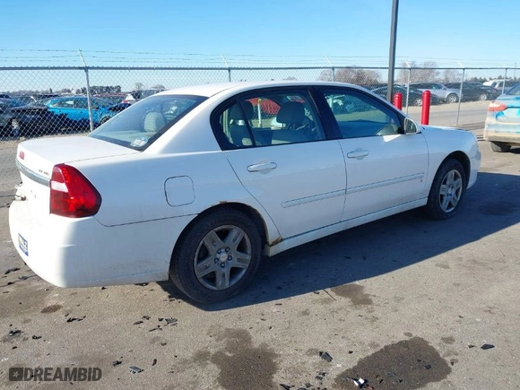 2008 Chevrolet Malibu Classic LT with VIN 1G1ZT58N18F148378, listed as a IAAI auction lot 41277947 with 139,564 mi miles. Bid and sale history available at carsss.com. Image 4.