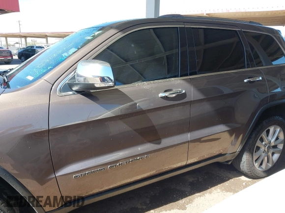 2017 Jeep Grand Cherokee Limited with VIN 1C4RJEBGXHC846920, listed as a IAAI auction lot 41718763 with 131,757 mi miles. Bid and sale history available at carsss.com. Image 13.
