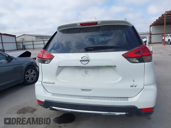 2018 Nissan Rogue SV with VIN KNMAT2MT6JP533085, listed as a IAAI auction lot 41775292 with 72,838 mi miles and . Bid and sale history available at carsss.com. Image 17.