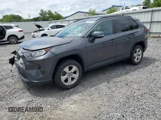 2019 Toyota RAV4 XLE with VIN 2T3P1RFV1KW028648, listed as a Copart auction lot 63610935 with 125,128 mi miles and Salvage title. Bid and sale history available at DreamBid. Image 1.