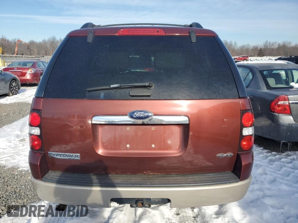 2009 Ford Explorer Eddie Bauer z VIN 1FMEU74E99UA40054, wystawiony jako Copart lot #41892415 z przebiegiem 153 981 mil mil oraz Czysty tytuł • Clean title. Historia ofert i sprzedaży dostępna na DreamBid. Obrazek 6.