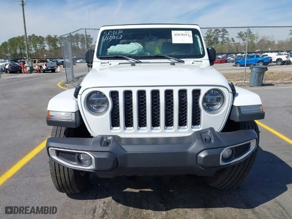 2022 Jeep Gladiator High Altitude with VIN 1C6HJTFG1NL167518, listed as a IAAI auction lot 41838411 with 20,885 mi miles. Bid and sale history available at carsss.com. Image 12.