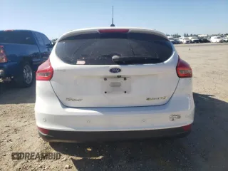 2016 Ford Focus Electric z VIN 1FADP3R45GL293963, wystawiony jako Copart lot #68055504 z przebiegiem 61 881 mil mil oraz Szkody całkowita. Historia ofert i sprzedaży dostępna na DreamBid. Obrazek 6.