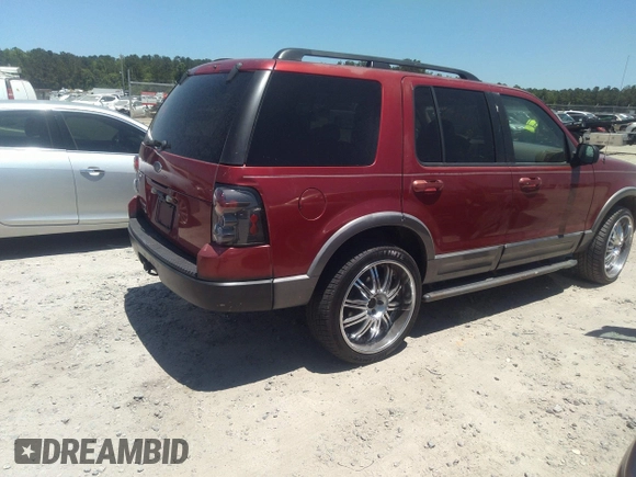 2003 Ford Explorer XLT with VIN 1FMZU63K73UA44887, listed as a IAAI auction lot 42339870 with 223,751 mi miles and . Bid and sale history available at DreamBid. Image 4.