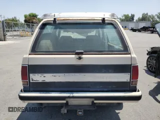 1985 Chevrolet Blazer с VIN 1G8CT18B5F8156619, выставлен на аукционе Copart как лот 61977745 с пробегом 22 993 миль миль и Чистый • Clean title. История ставок и продаж доступна на DreamBid. Изображение 6.