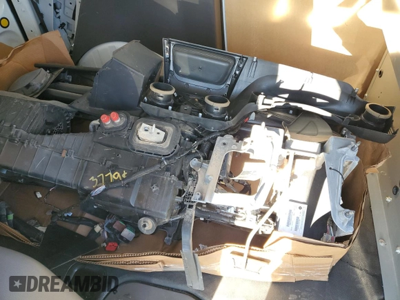 2022 Ford Transit Connect XL с VIN NM0LS7S24N1539606, выставлен на аукционе Copart как лот 47303775 с пробегом 19 512 миль миль и Списание • Salvage title. История ставок и продаж доступна на DreamBid. Изображение 13.