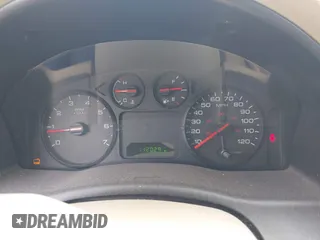2006 Ford Freestyle SE with VIN 1FMZK04106GA36254, listed as a IAAI auction lot 42031030 with 112,029 mi miles. Bid and sale history available at carsss.com. Image 7.