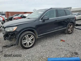 2013 Volkswagen Touareg Lux with VIN WVGEF9BP2DD006847, listed as a Copart auction lot 87613955 with 157,200 mi miles and Salvage Title. Bid and sale history available at DreamBid. Image 1.