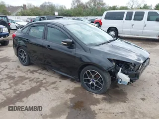 2015 Ford Focus SE с VIN 1FADP3F27FL386775, выставлен на аукционе IAAI как лот 42133393 с пробегом 102 960 миль миль и . История ставок и продаж доступна на DreamBid. Изображение 1.