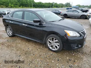 2014 Nissan Sentra SR z VIN 3N1AB7AP7EY302467, wystawiony jako Copart lot #56423835 z przebiegiem 118 520 mil mil oraz Szkoda całkowita • Salvage title. Historia ofert i sprzedaży dostępna na DreamBid. Obrazek 4.
