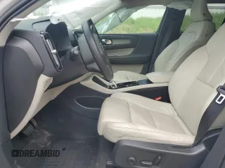 2022 Volvo XC40 Inscription with VIN YV4162UL3N2740413, listed as a Copart auction lot 56568165 with 50,349 mi miles and Non repairable. Bid and sale history available at DreamBid. Image 7.